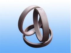 本公司專業生產各類環形鍛件，如法蘭，齒輪，缸套，軸承內外套圈