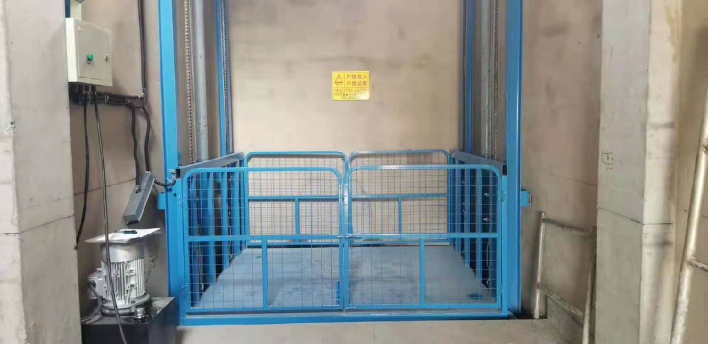 宏耀 河北液壓升降機 液壓升降平臺廠家 質優價廉 歡迎來電咨詢